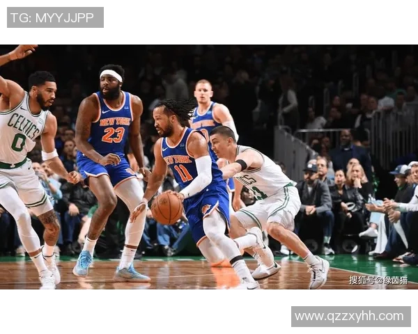 纽约尼克斯与雄鹿的激烈对决展现篮球魅力与团队精神的巅峰较量